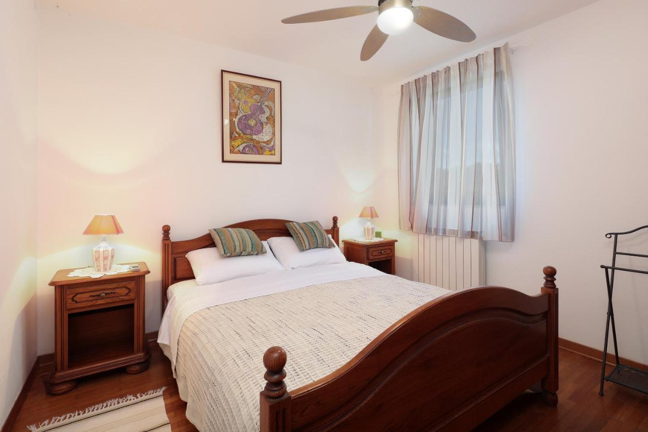 Apartman Villa Marina Rakalj Εξωτερικό φωτογραφία